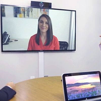 宝利通RealPresence Debut – 1080p - 宝利通 - 品牌产品 - itb8888通博是一家专业的多媒体视讯综合效劳与解决计划提供商-itb8888通博官网 - POLYCOM
